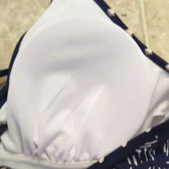 Bathing Suit - Picture 3 of 5